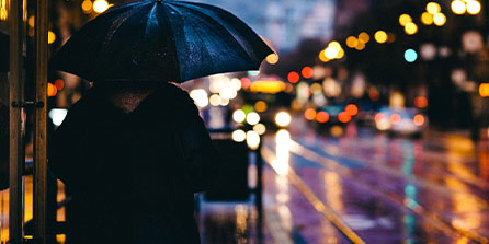 卡尔蒂斯防守体系调整，力求守住关键战局